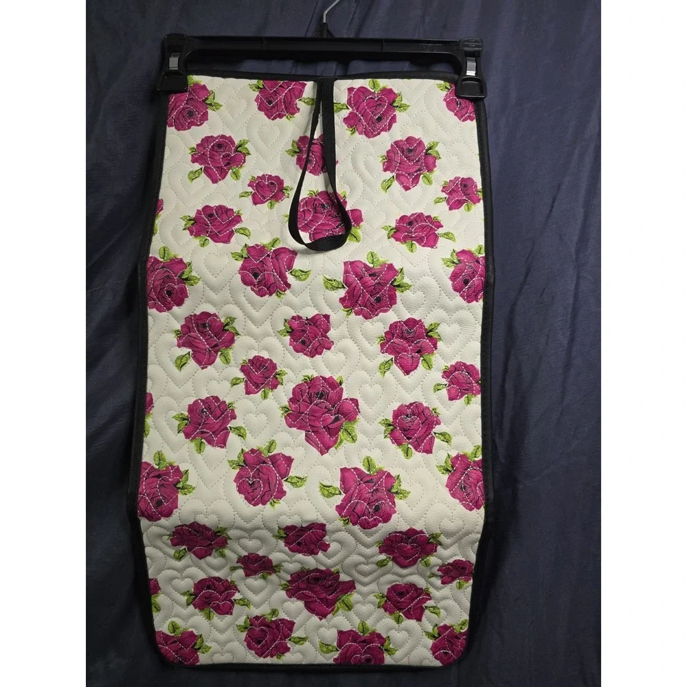Betsy Johnson Travel Diaper Changing Pad Roses Tri Fold